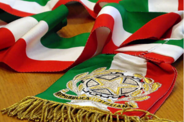 Defibrillatori per le città, defibrillatori in città, defibrillatore in città, defibrillatore istituzioni ed enti pubblici